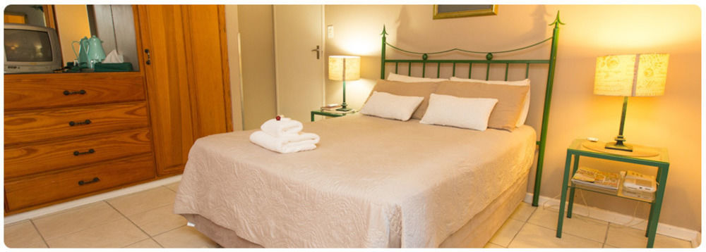 Loerie Guesthouse フッドスプルイト エクステリア 写真